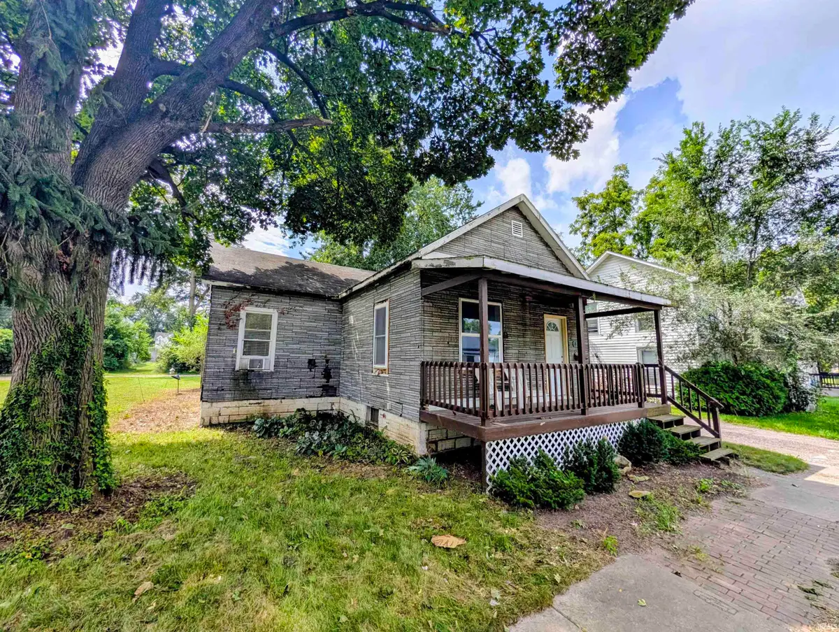 415 Sherman Street, Elkhart, IN 46516 - #1