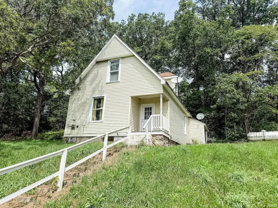 1446 E Lovers Lane Road, Peru, IN 46970 - #2