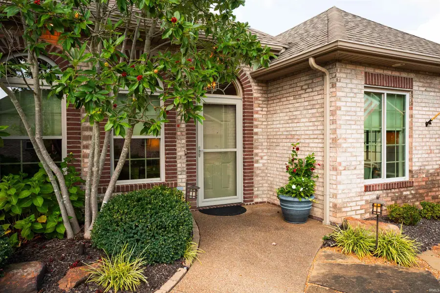8024 Wolf Creek Court, Evansville, IN 47712 - #2