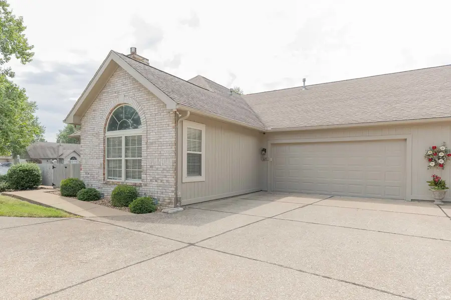 8217 River Park Way, Evansville, IN 47715 - #2