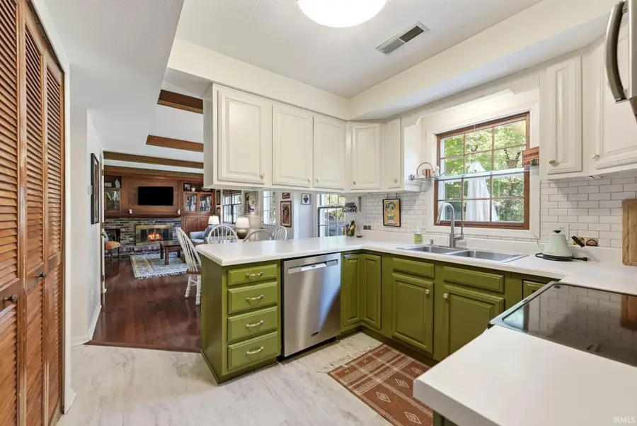 3829 Aboite Lake Drive, Fort Wayne, IN 46804 - #3