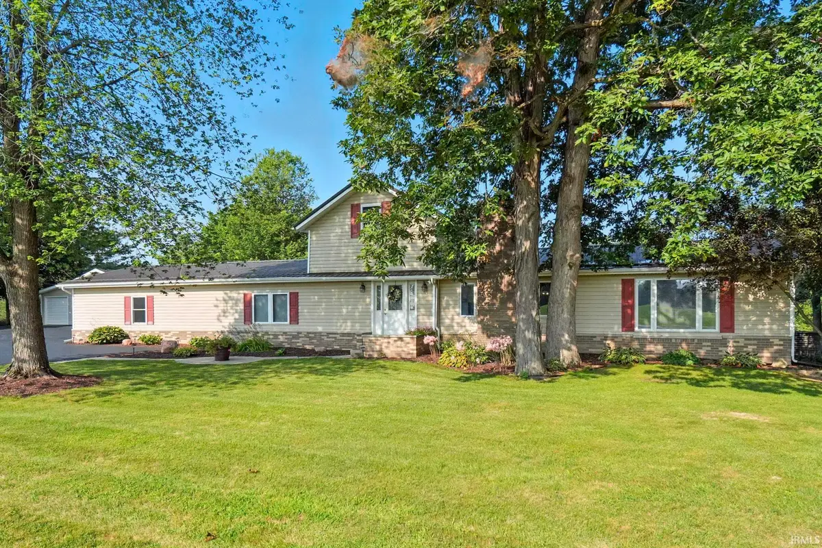 5815 County Rd 650 E Road, Churubusco, IN 46723 - #1