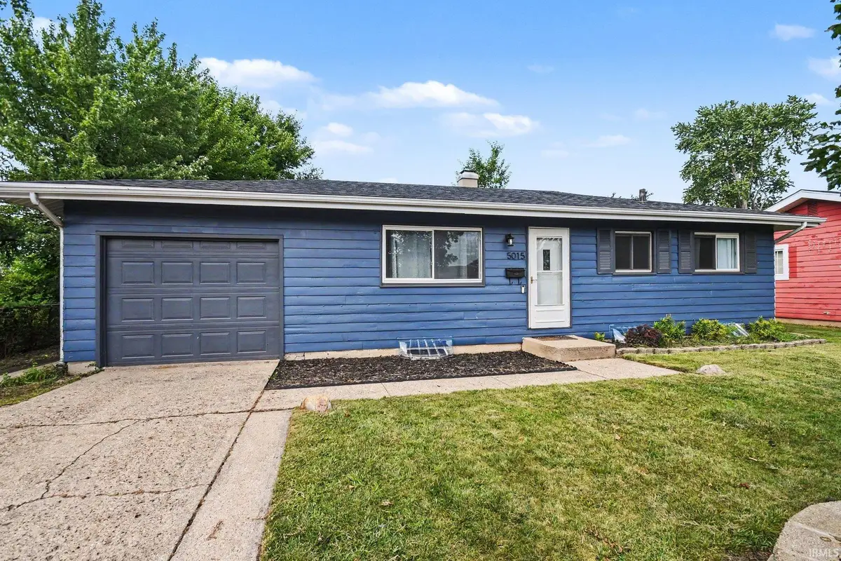 5015 Bloomfield Place, South Bend, IN 46619 - #1