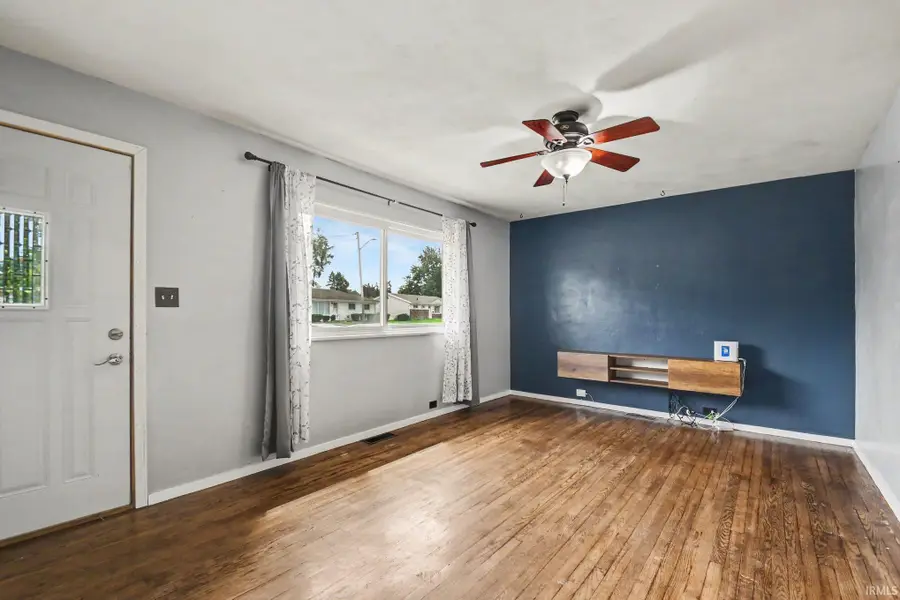 5015 Bloomfield Place, South Bend, IN 46619 - #3