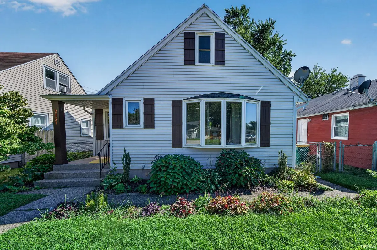 2121 Homewood Avenue, Mishawaka, IN 46544 - #1