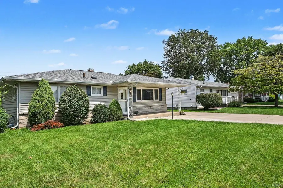 2633 Edison Road, South Bend, IN 46615 - #2