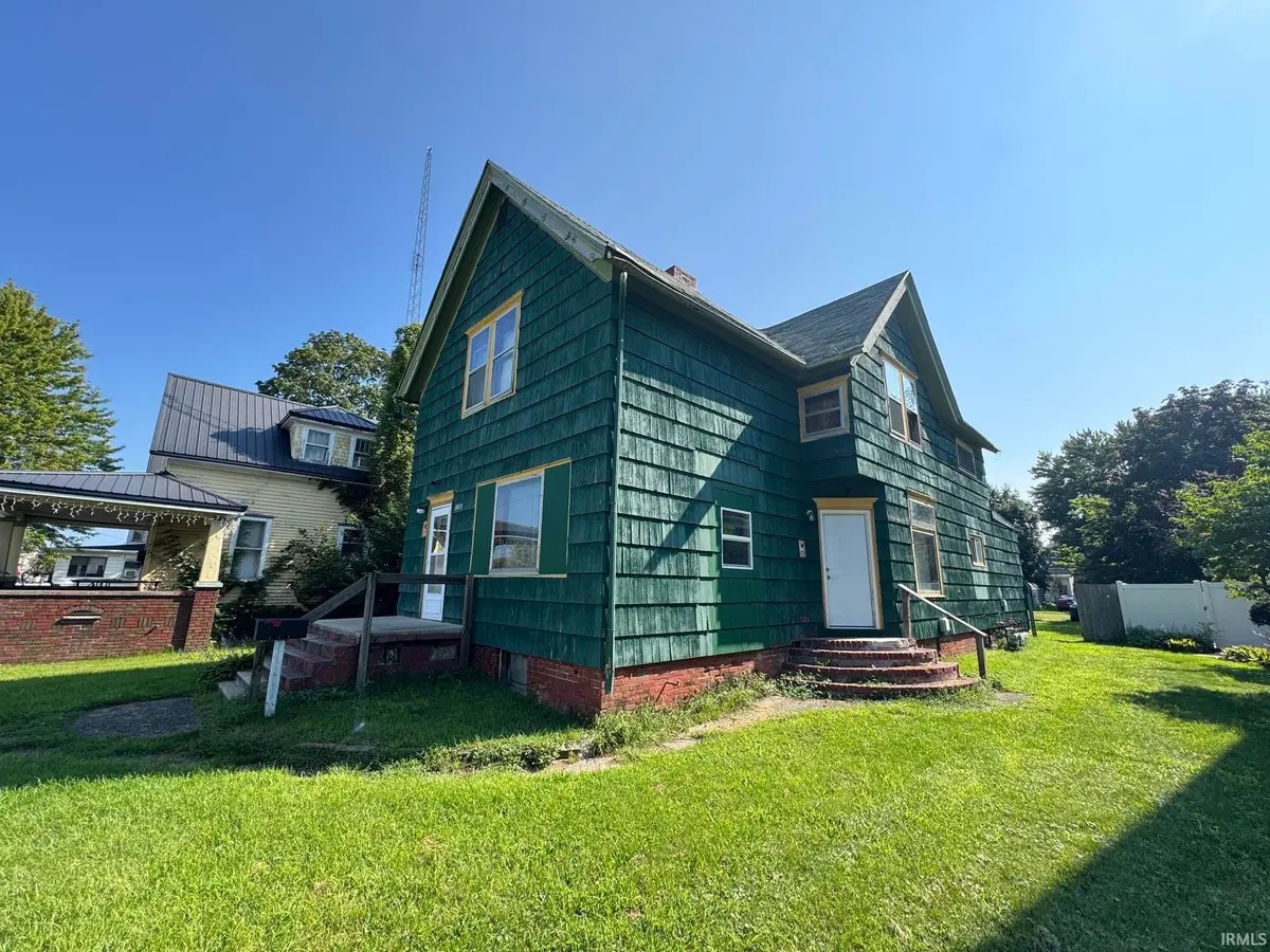 1021 Main Street, Rochester, IN 46975 - #1