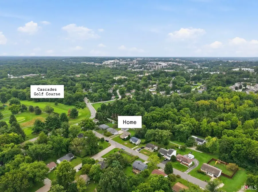 831 W Briarcliff Drive, Bloomington, IN 47404 - #3