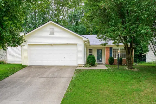 1529 W Edinburgh Bend, Bloomington, IN 47403