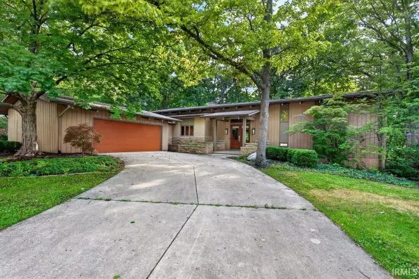 220 Pawnee Drive, West Lafayette, IN 47906