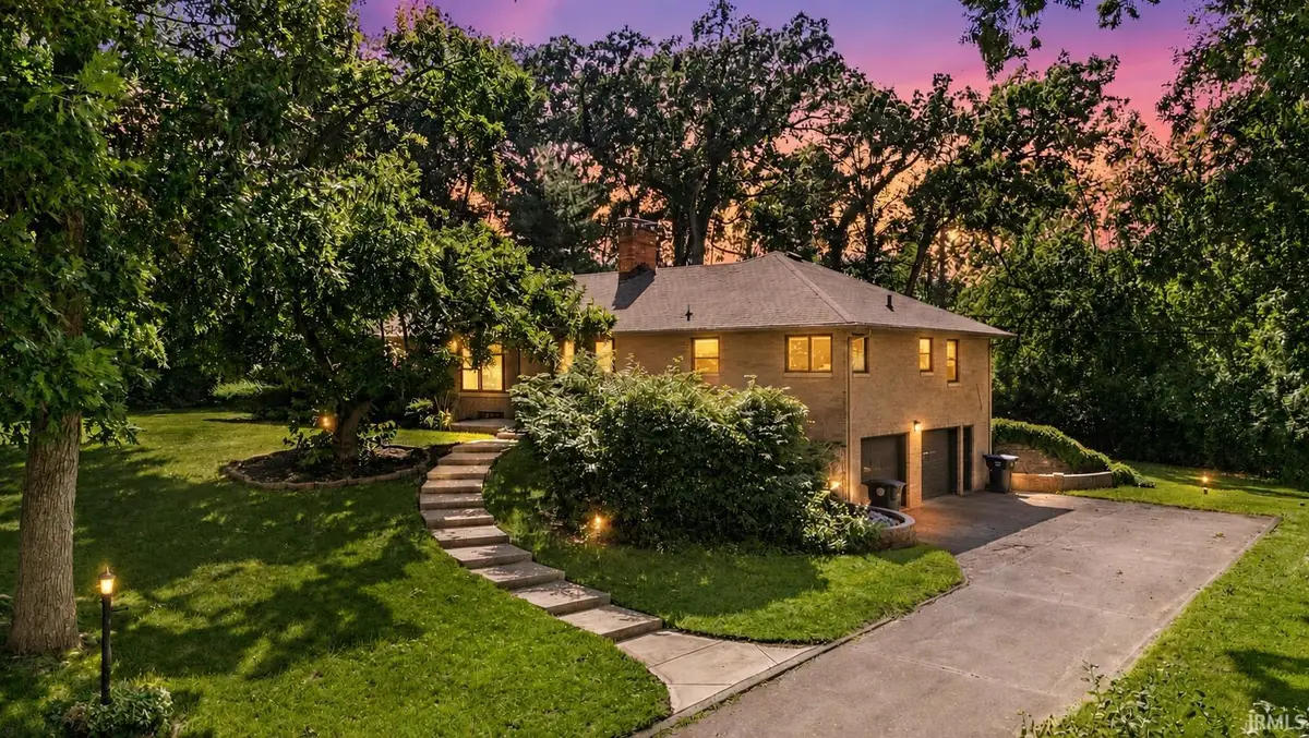 1105 White Oak Drive, South Bend, IN 46617 - #1