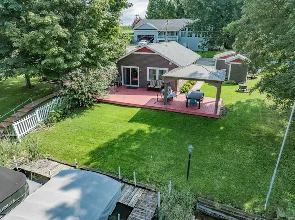 6530 S 090 E, Wolcottville, IN 46795