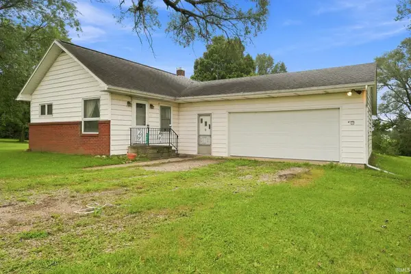 9674 E 150 S Road, Pierceton, IN 46562