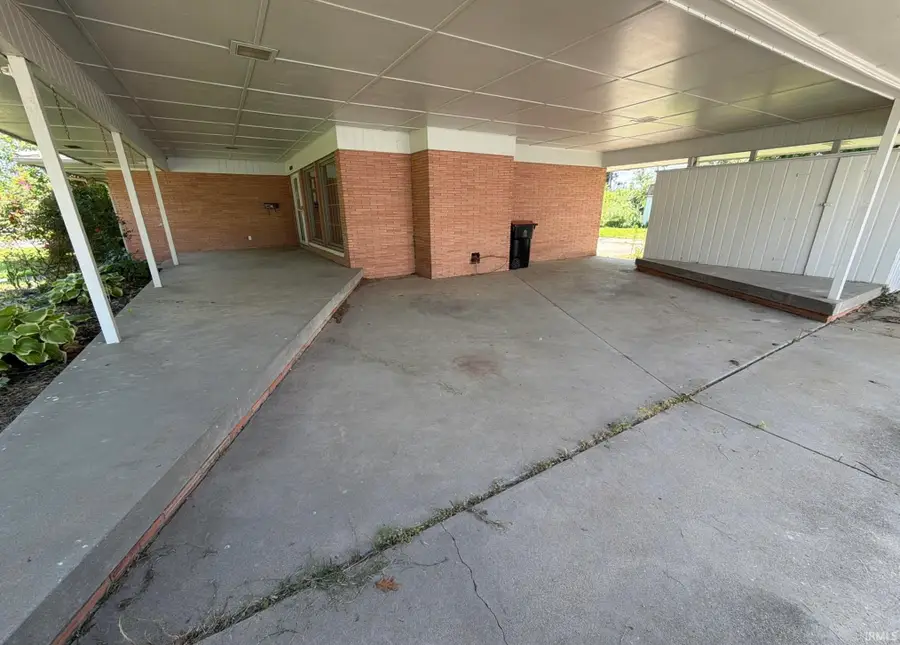 1222 E Second Street, Mount Vernon, IN 47620 - #2