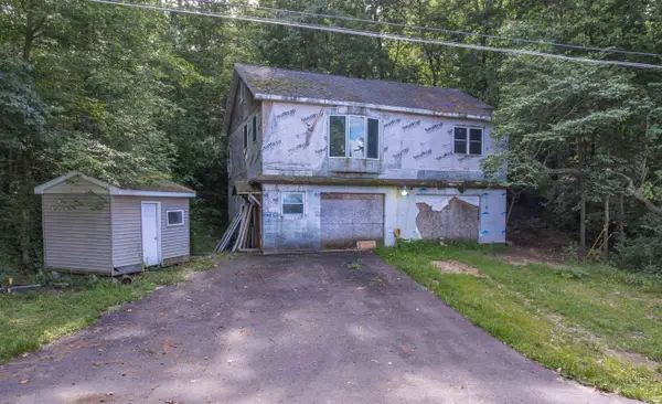 6709 E South Barbee Drive, Pierceton, IN 46562
