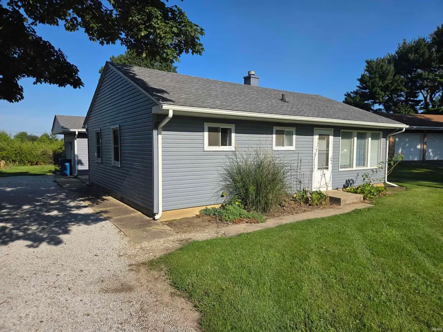 818 N Missouri Street, Remington, IN 47977 - #2