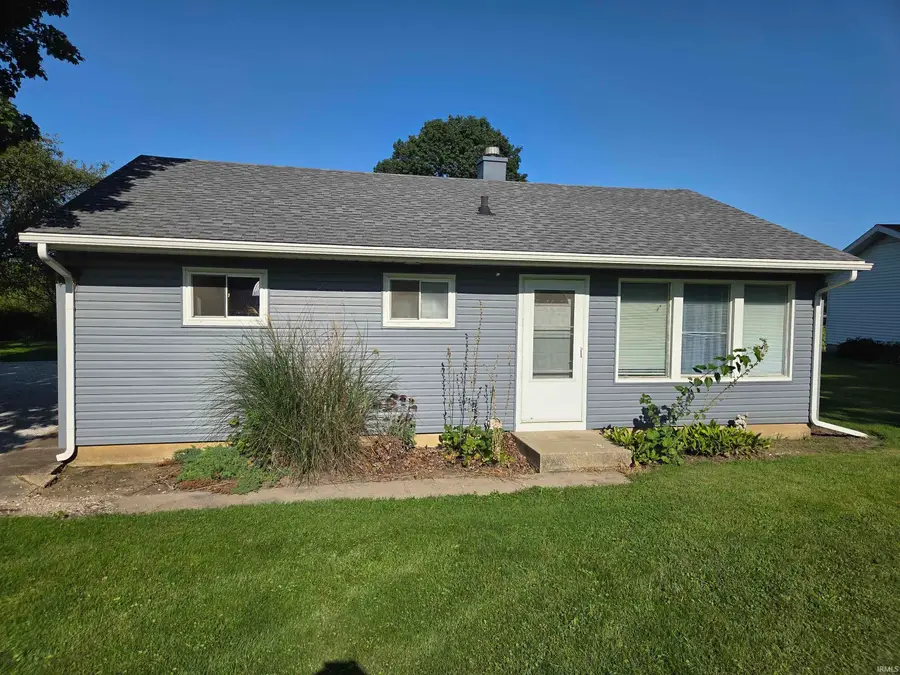 818 N Missouri Street, Remington, IN 47977 - #3