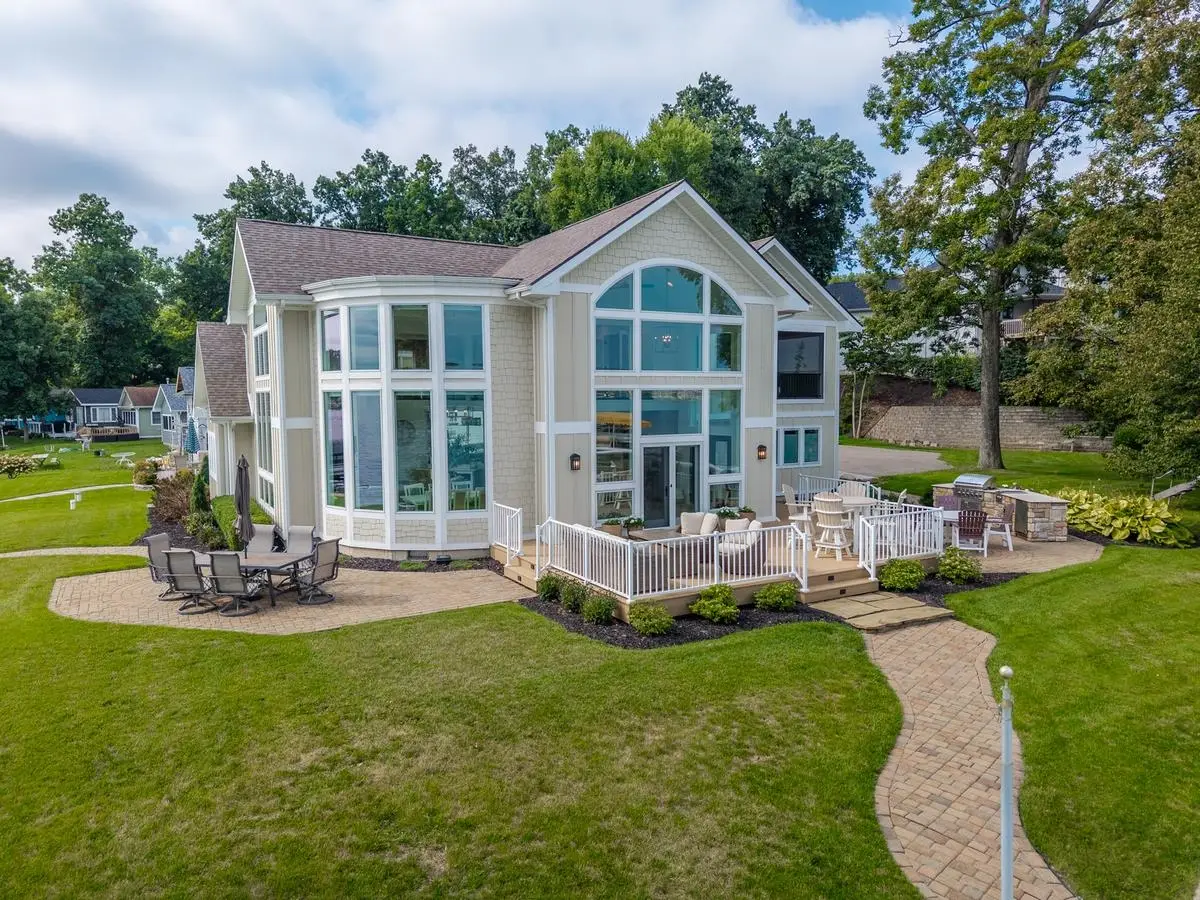 260 Lane 160 Crooked Lk, Angola, IN 46703 - #1
