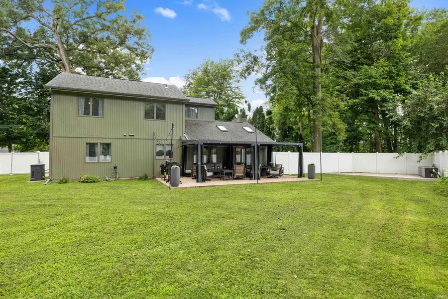 8813 Middleboro Place, New Haven, IN 46774 - #3