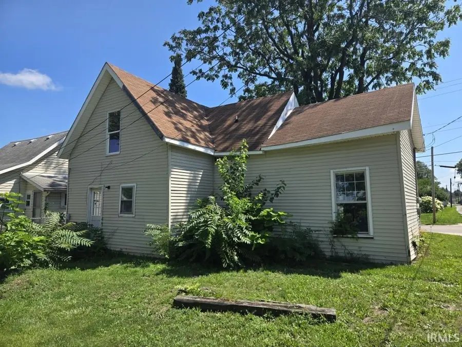 208 S 1st Street, Gas City, IN 46933 - #2