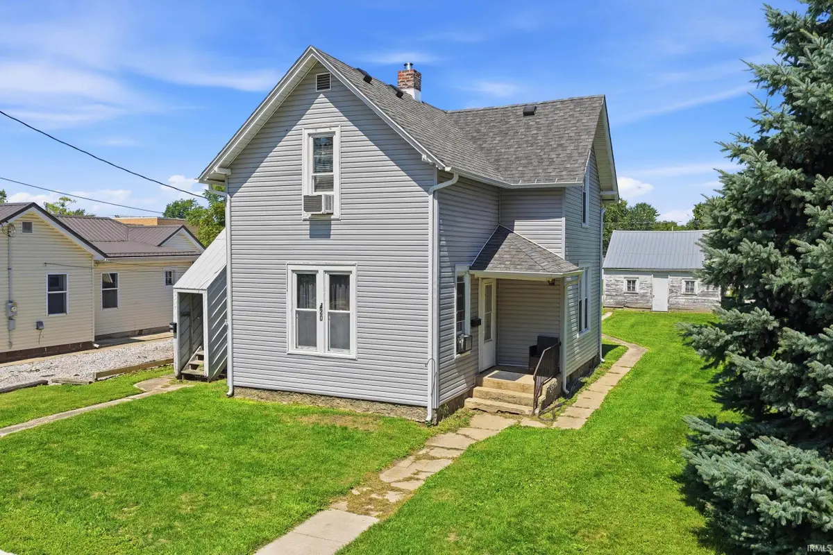 320 W 15th Street, Auburn, IN 46706 - #1