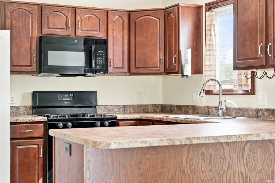 2109 Mcnair Lane, Auburn, IN 46706 - #2