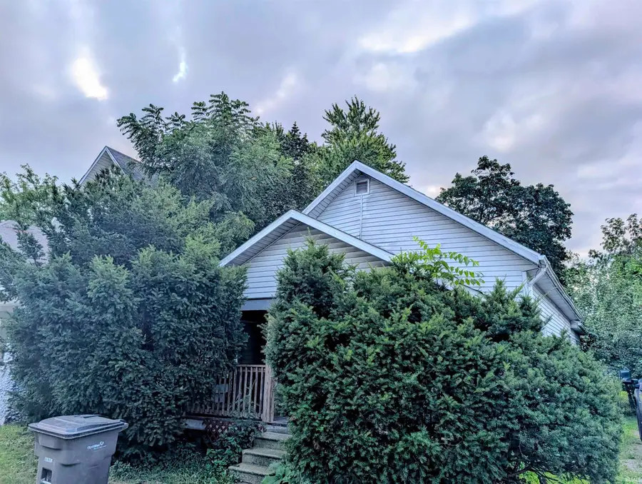 609 W Franklin Street, Elkhart, IN 46516 - #2
