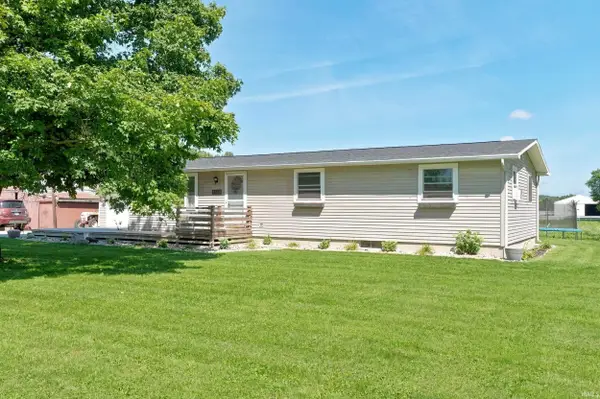 3569 County Road 52, Auburn, IN 46706