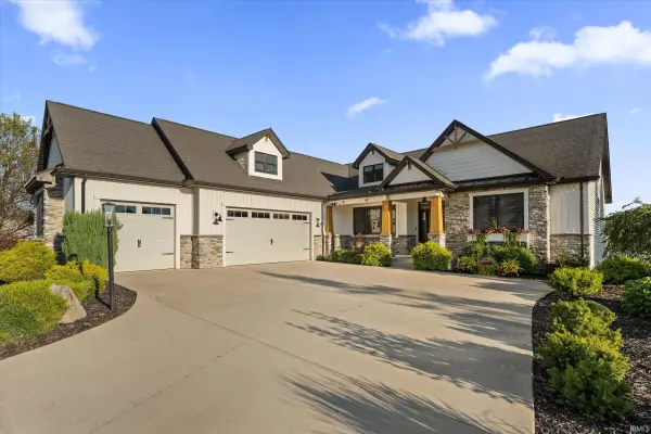 26620 Boulder Crest Court, South Bend, IN 46628