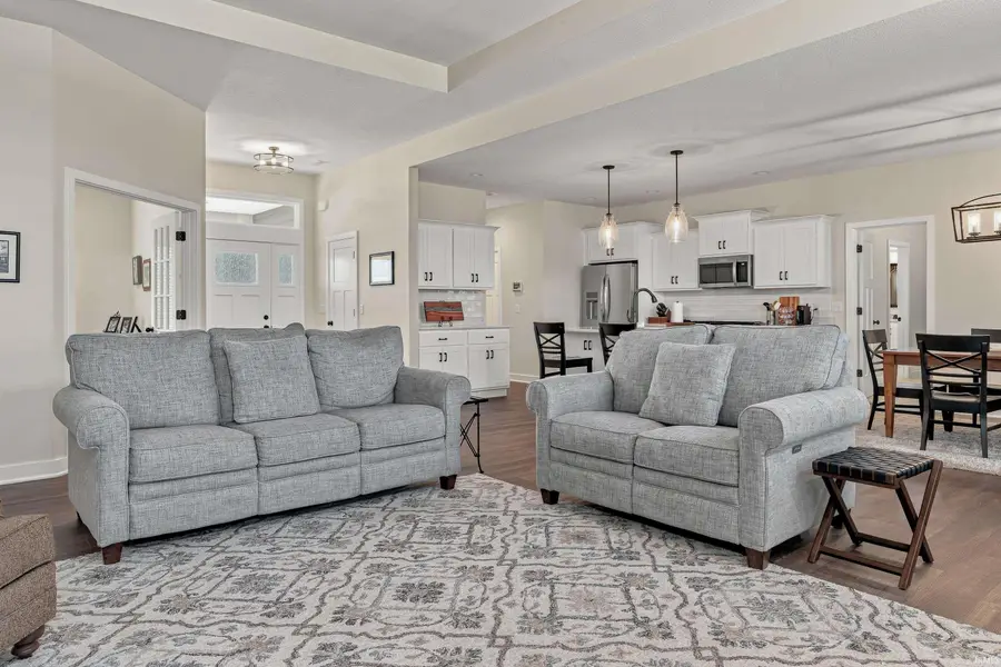 5582 Gadwall Pass, Fort Wayne, IN 46818 - #3