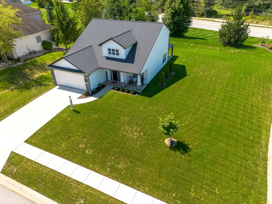 927 Clairborne Drive, Fort Wayne, IN 46818 - #3