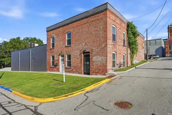 111 W Hazel Street, Albion, IN 46701