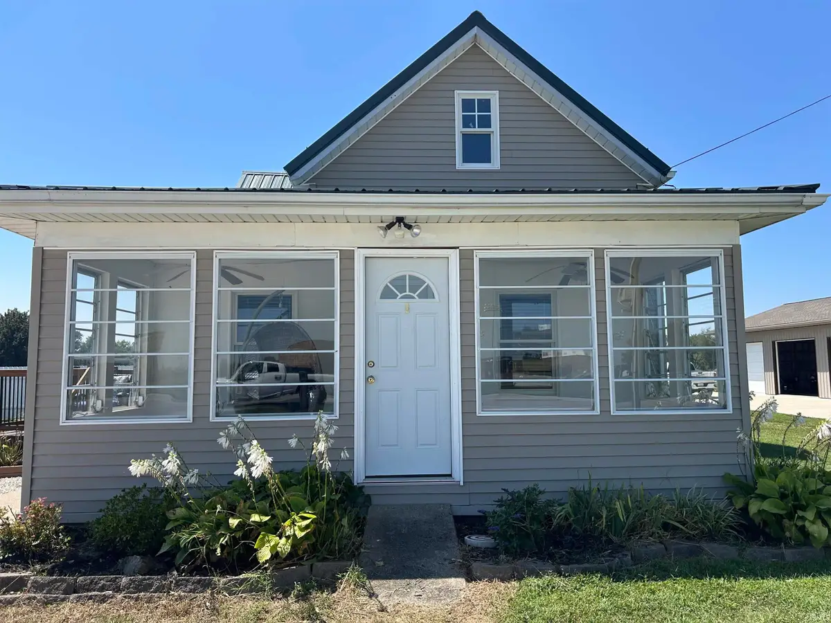 1917 S Main Street Road, Vincennes, IN 47591 - #1