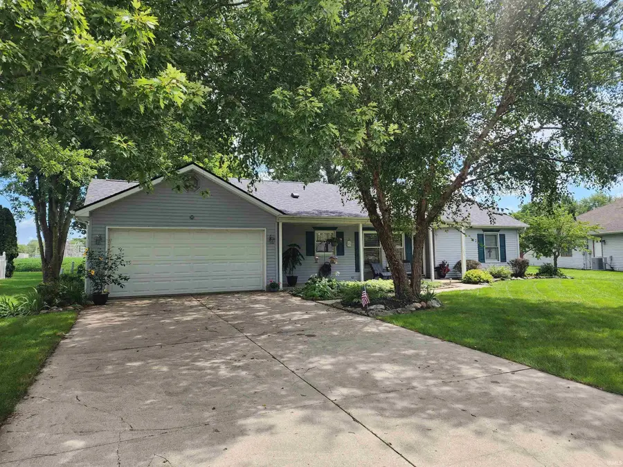 385 Westwind Court, Berne, IN 46711 - #2
