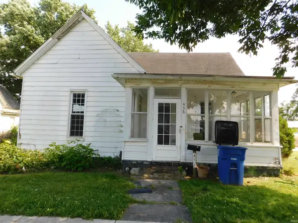 438 W Oak Street, Mitchell, IN 47446