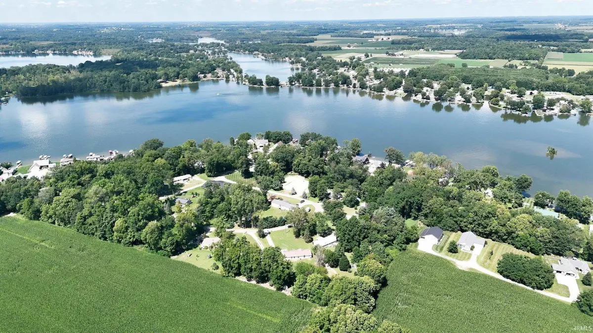 7755 S 178 E, Wolcottville, IN 46795 - #1