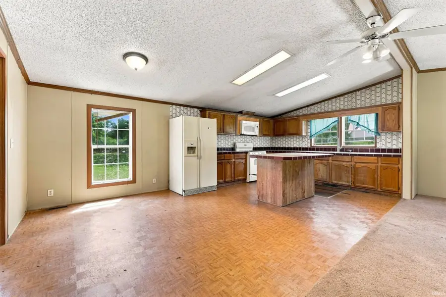7755 S 178 E, Wolcottville, IN 46795 - #3