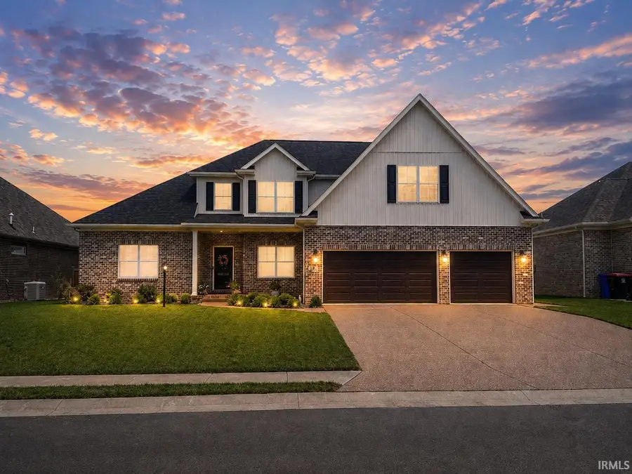 435 Westbriar Circle, Newburgh, IN 47630 - #2