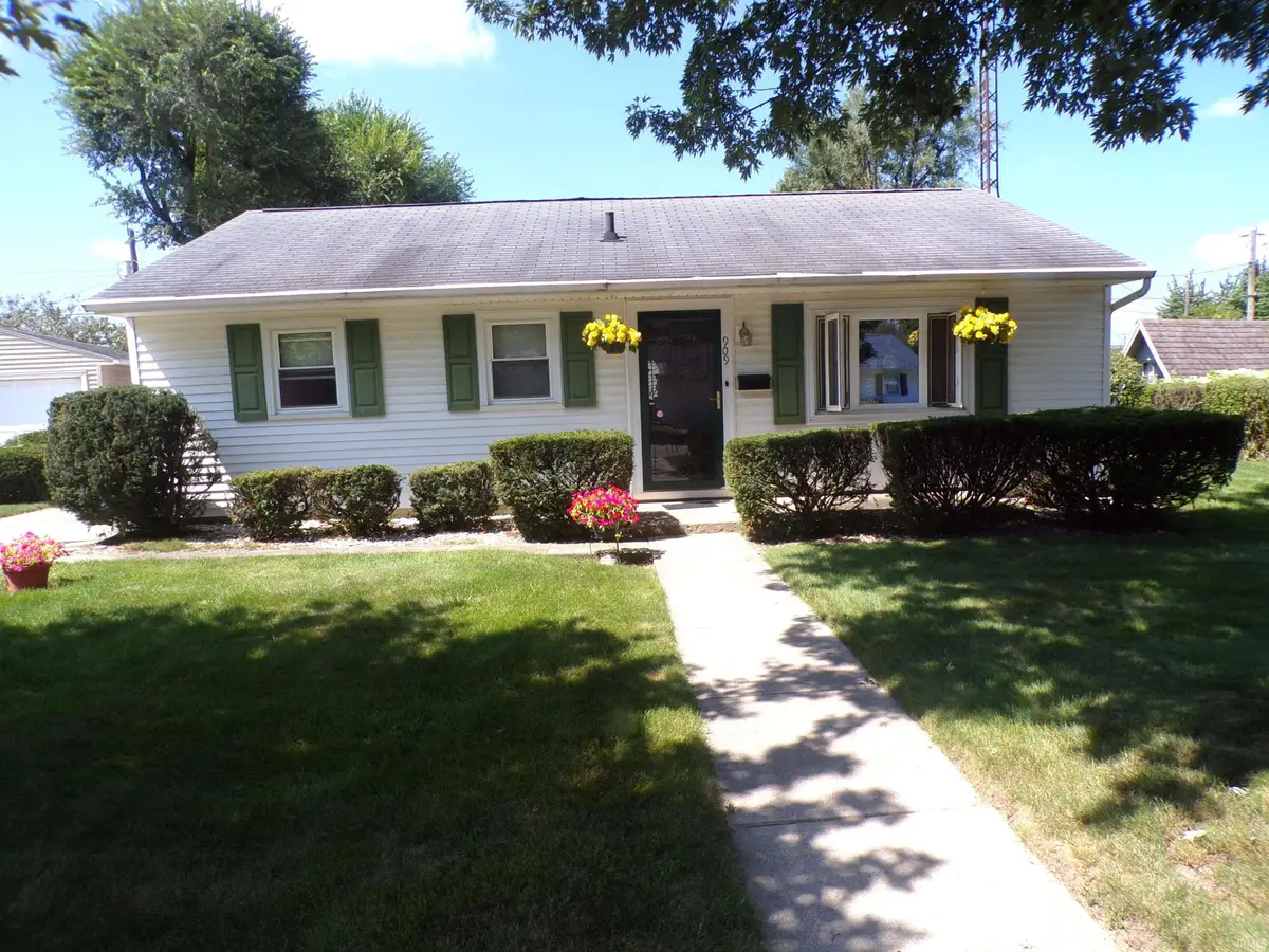 909 N Oxford Drive, Marion, IN 46952 - #1