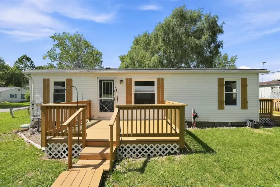 4504 W E Drive, Albion, IN 46701 - #2