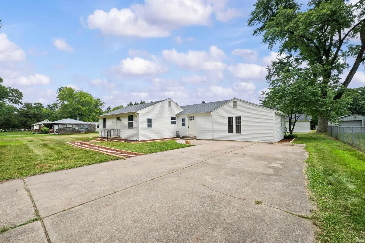 30186 County Road 108, Elkhart, IN 46514 - #1