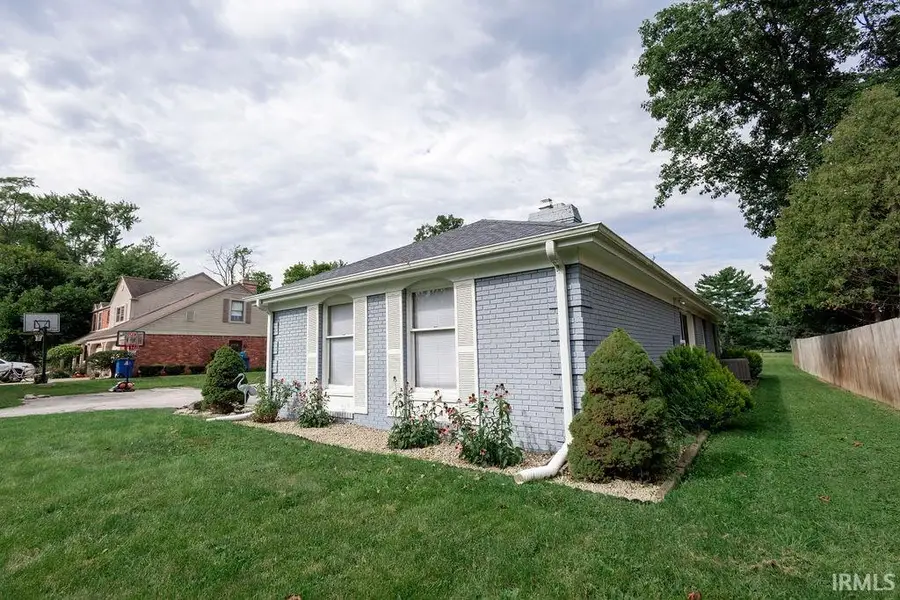 1703 N Hawthorne Road, Marion, IN 46952 - #3