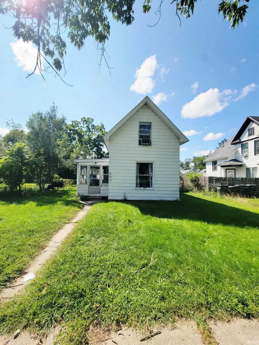 807 Allen Street, South Bend, IN 46616 - #2