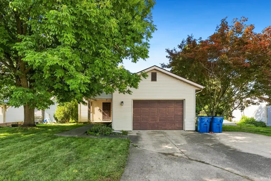 915 Bell Avenue, New Haven, IN 46774 - #3