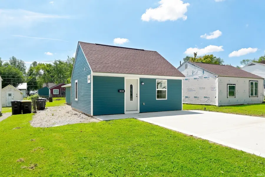 3302 Raymond Street, Fort Wayne, IN 46803 - #3