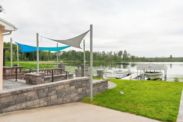 274 W Waldron Lake Drive, Wawaka, IN 46794
