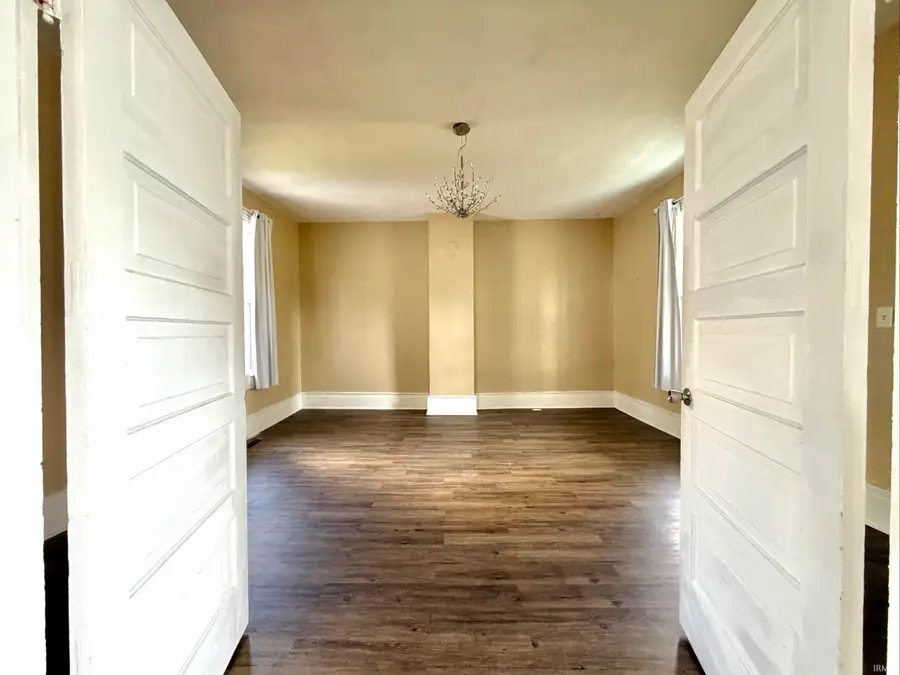 409 E Second Street, Mount Vernon, IN 47620 - #2