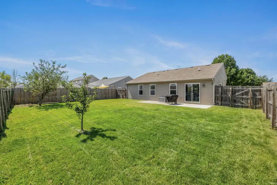 3717 Fieldstone Chase, New Haven, IN 46774 - #2