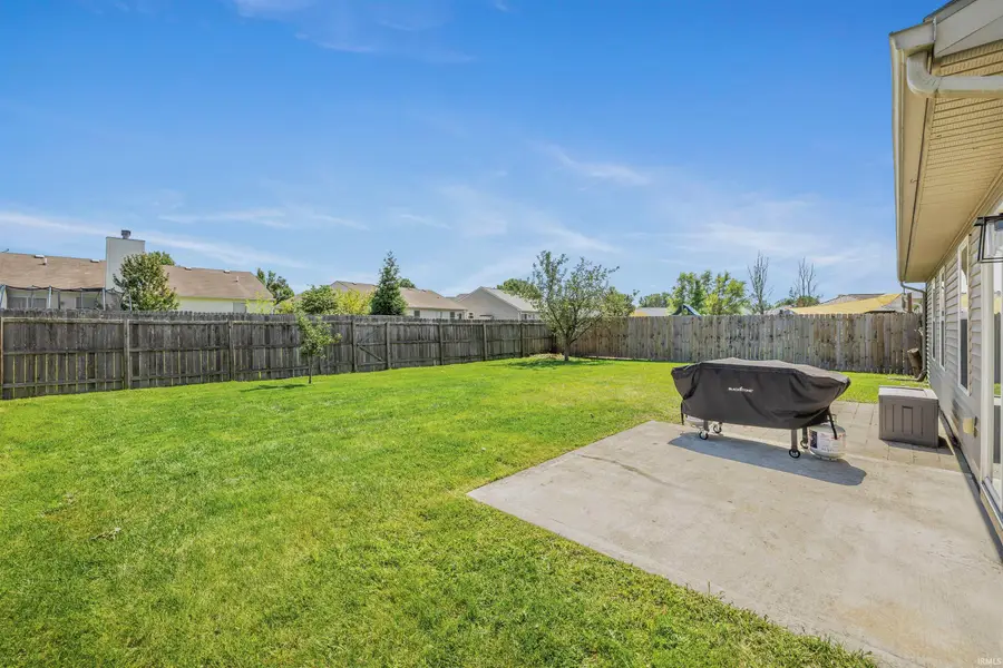3717 Fieldstone Chase, New Haven, IN 46774 - #3