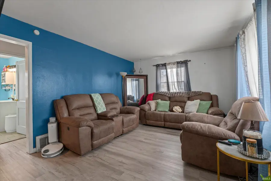 119 S Gladstone Street, South Bend, IN 46619 - #2